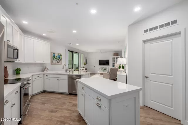 MLS: 6874739 Condo For Sale