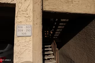 Photo #3: 6874754 Listing