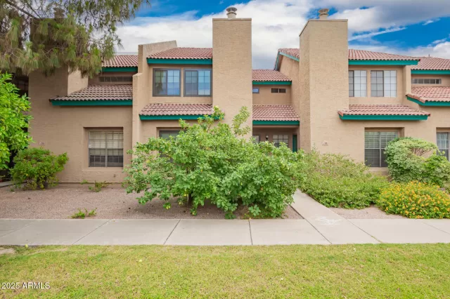 MLS: 6874910 Condo For Sale