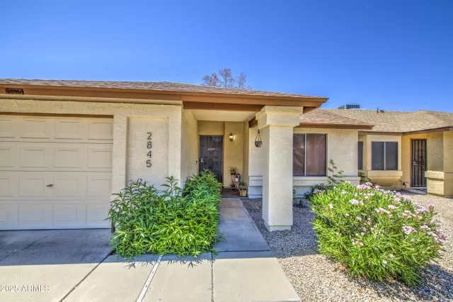 MLS: 6875137 Condo For Sale