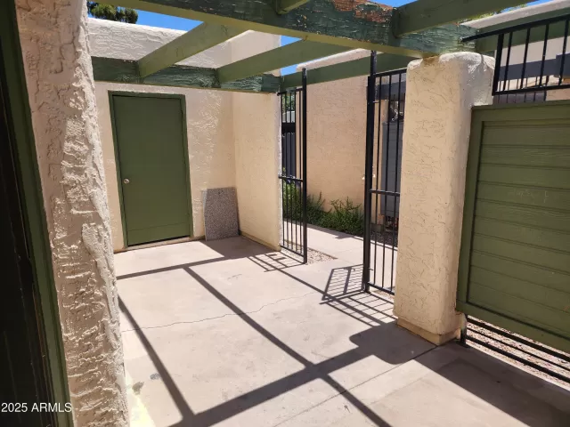 MLS: 6875165 Condo For Sale