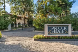 Photo #3: 6875290 Listing