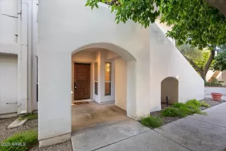 Photo #4: 6875290 Listing
