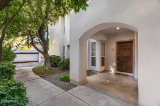 Photo #5: 6875290 Listing