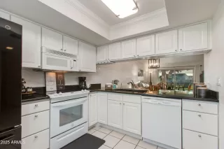 Photo #2: 6875310 Listing 