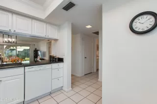 Photo #3: 6875310 Listing 