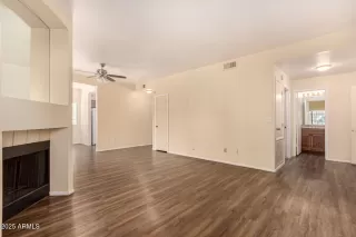 Photo #5: 6875447 Listing