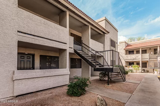 MLS: 6875541 Condo For Sale