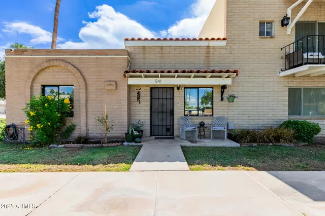 MLS: 6875888 Condo For Sale