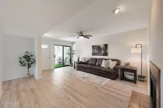 Photo #3: 6875899 Listing 