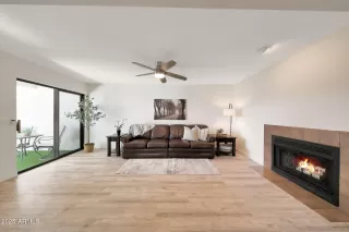 Photo #4: 6875899 Listing 