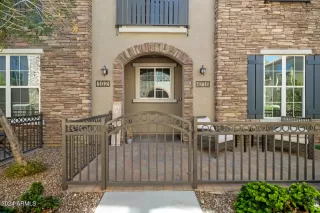 Photo #3: 6875998 Listing