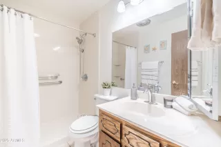 Photo #2: 6876144 Listing 