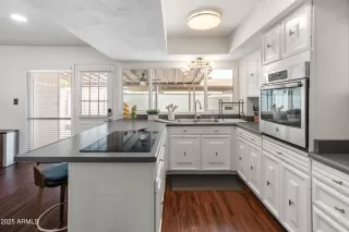 Photo #5: 6876243 Listing 