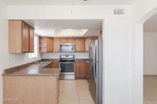 Photo #3: 6876273 Listing 