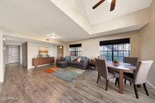 Photo #1: 6876425 Listing 