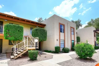 Photo #6: 6876490 Listing