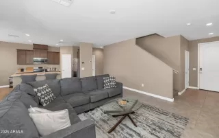 Photo #3: 6876534 Listing 