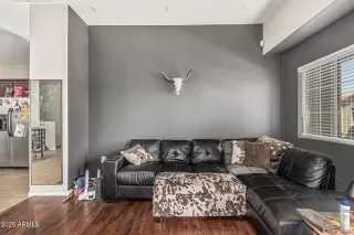 Photo #3: 6876536 Listing 