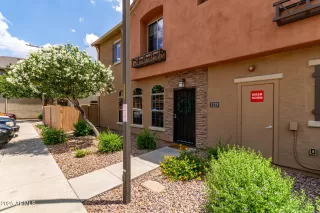 Photo #1: 6876674 Listing 