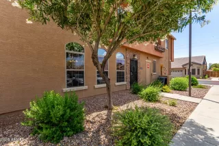 Photo #2: 6876674 Listing 