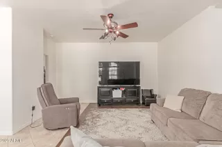 Photo #5: 6876674 Listing 