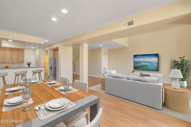 MLS: 6876733 Condo For Sale