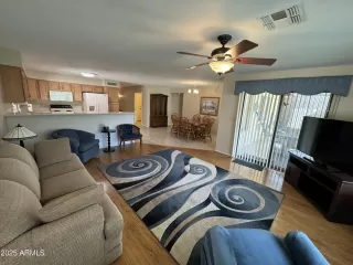 Photo #2: 6877092 Listing