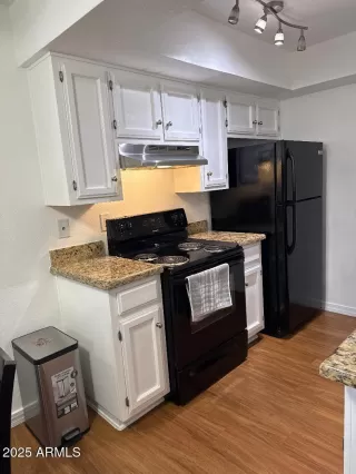 Photo #2: 6877157 Listing 