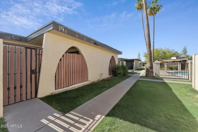 MLS: 6877229 Condo For Sale