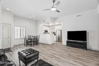 Photo #5: 6877249 Listing 