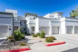 Photo #1: 6877318 Listing 