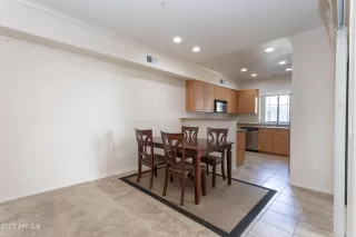 Photo #6: 6877318 Listing 