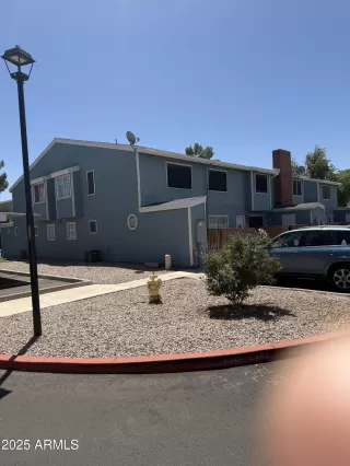 Photo #4: 6878111 Listing