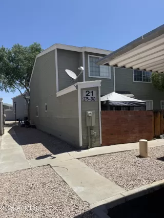 Photo #1: 6878216 Listing