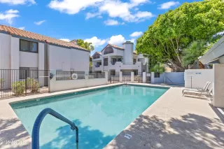 Photo #1: 6878434 Listing 