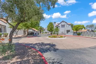 Photo #2: 6878434 Listing 