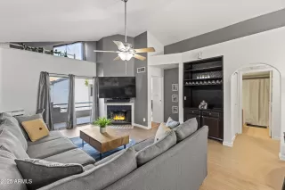 Photo #4: 6878434 Listing 