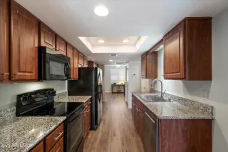 Photo #4: 6878473 Listing 