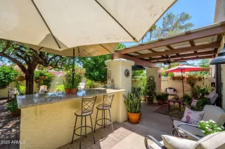 Photo #1: 6878648 Listing