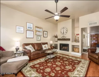 Photo #2: 6878648 Listing