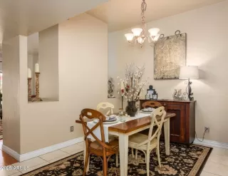 Photo #4: 6878648 Listing