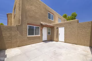 Photo #4: 6878742 Listing