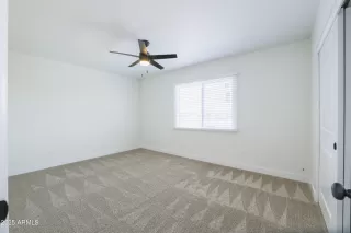 Photo #5: 6878742 Listing