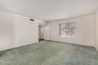 Photo #2: 6878766 Listing 