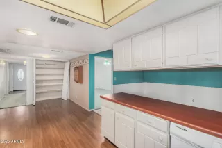 Photo #4: 6878766 Listing 