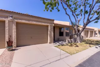 Photo #2: 6878786 Listing 