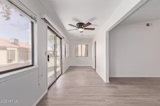 Photo #6: 6878786 Listing 