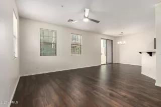 Photo #1: 6879307 Listing 