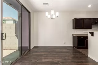 Photo #4: 6879307 Listing 